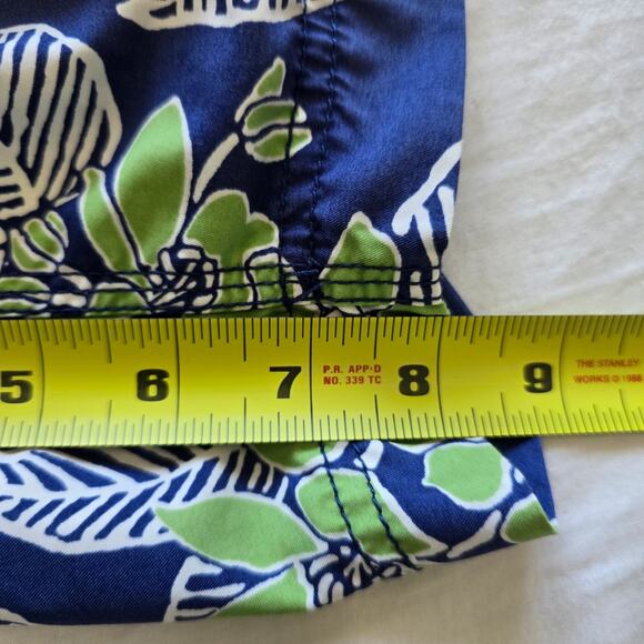 Reyn Spooner Retro Hawaiian Floral Print Board Shorts Size 34 Navy Green Surf - Picture 10 of 10